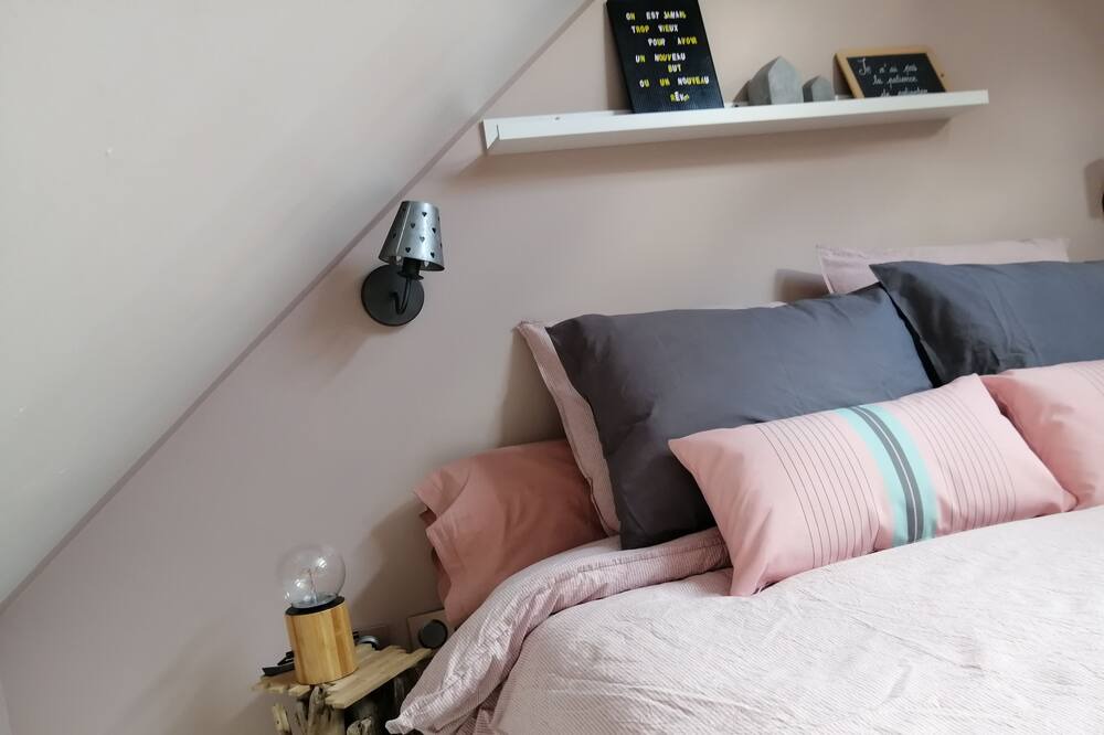 Photo of Bedroom in Abondant