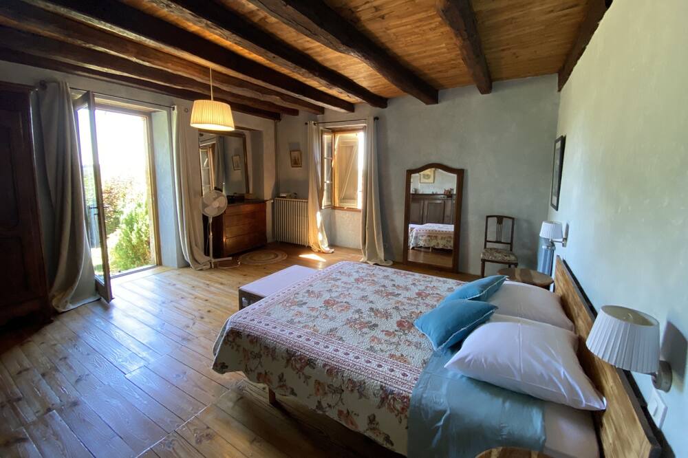 Photo of Bedroom in Loubejac