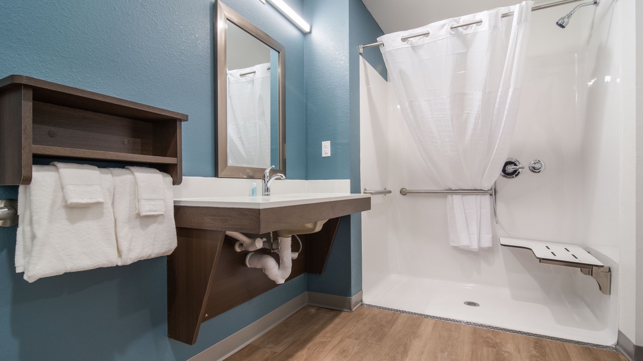 Photo of Bathroom in Linden