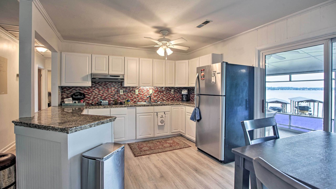 Photo of Kitchen in Smith Mountain Lake