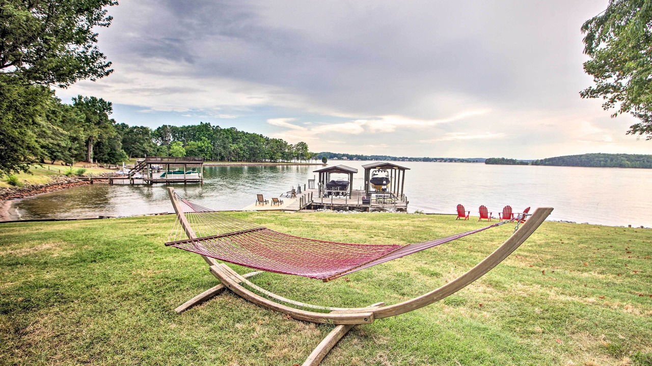 Photo of Outdoor in Smith Mountain Lake