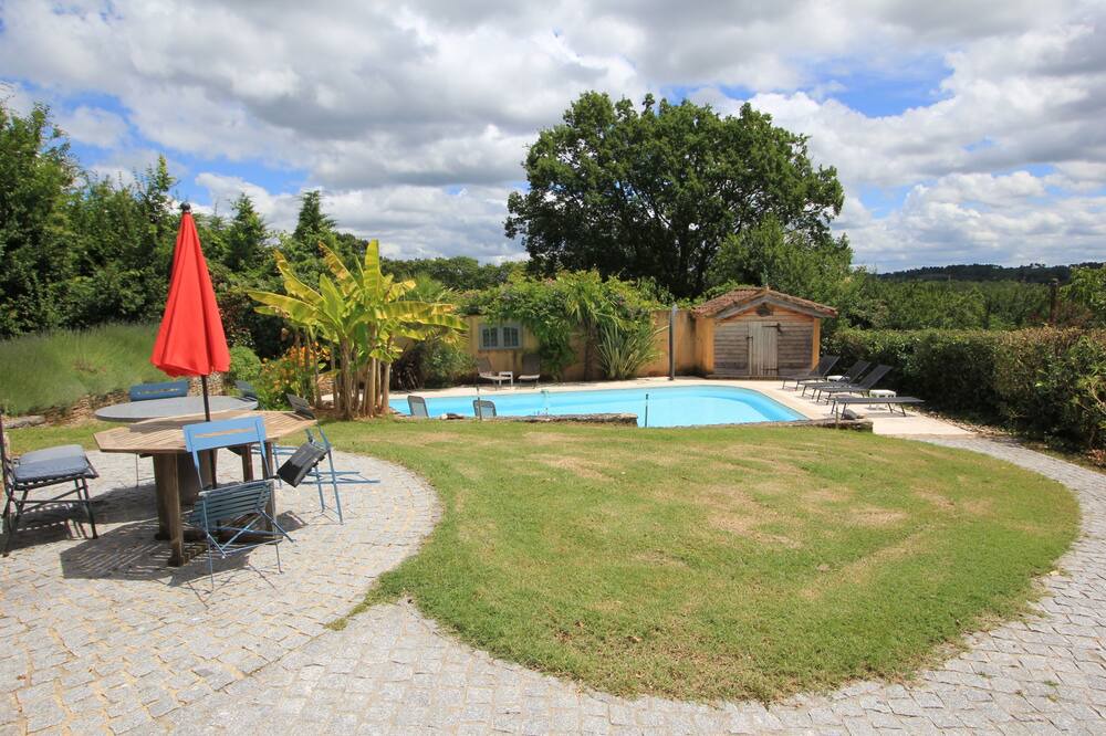 Photo of Outdoor in Sauveterre-la-Lemance