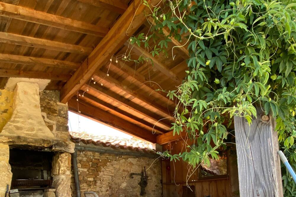 Photo of Outdoor in Sauveterre-la-Lemance