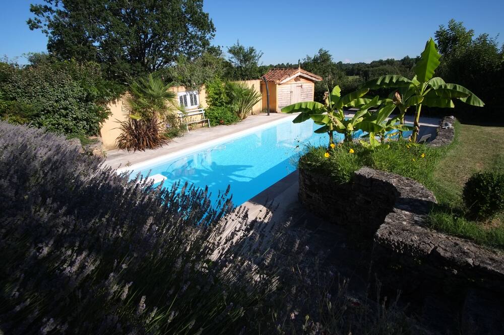 Photo of Outdoor in Sauveterre-la-Lemance