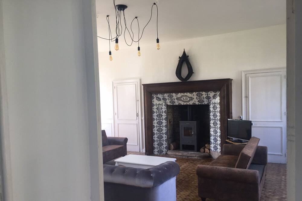 Photo of Livingroom in Cerisy-la-Foret