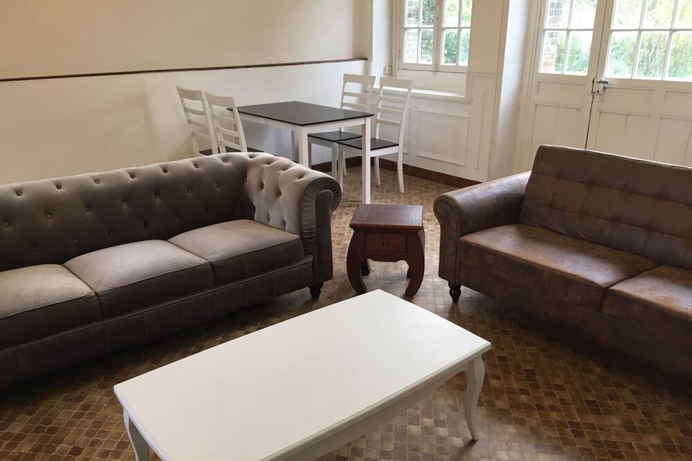 Photo of Livingroom in Cerisy-la-Foret