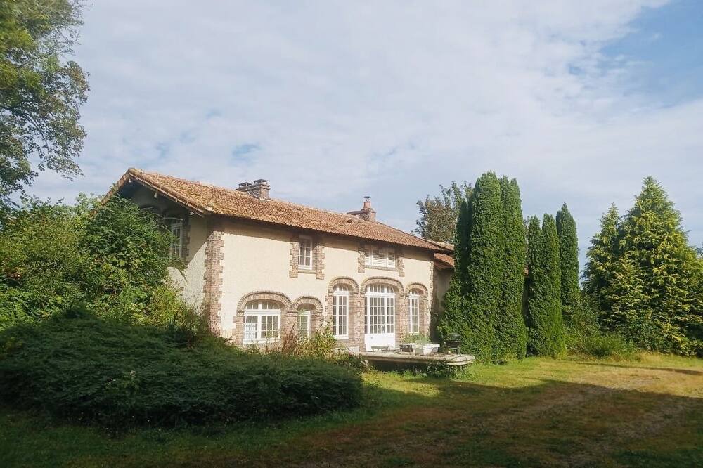 Photo of Outdoor in Cerisy-la-Foret