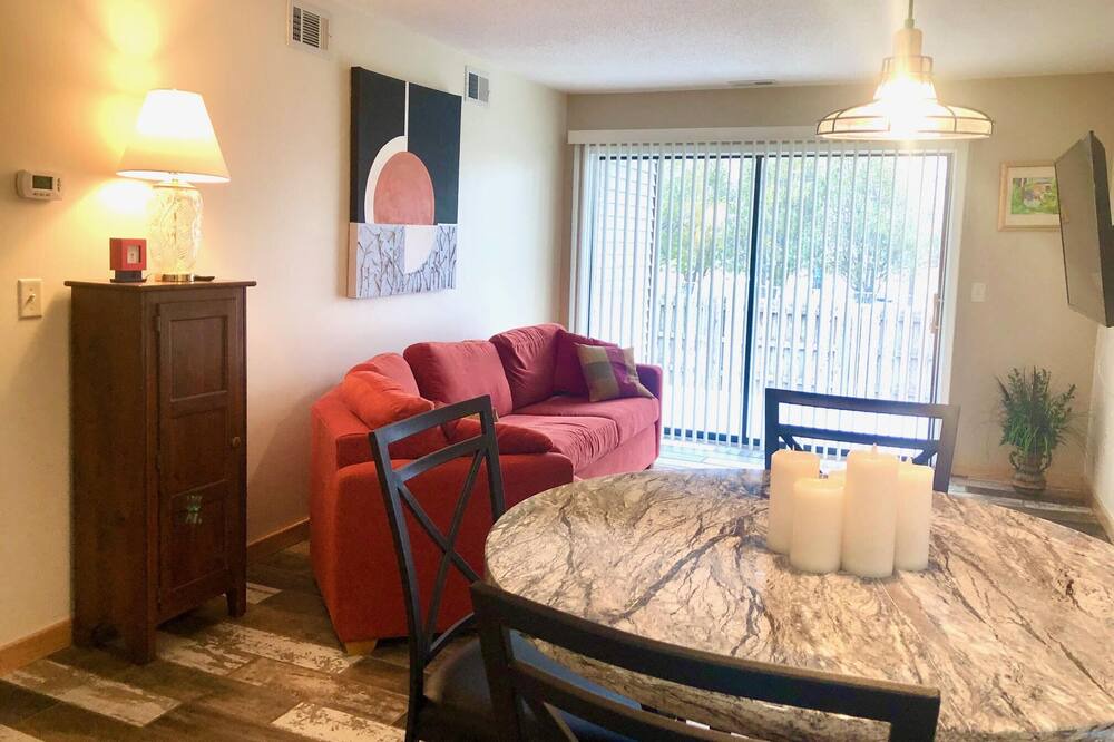 Photo of Bedroom in Bay City
