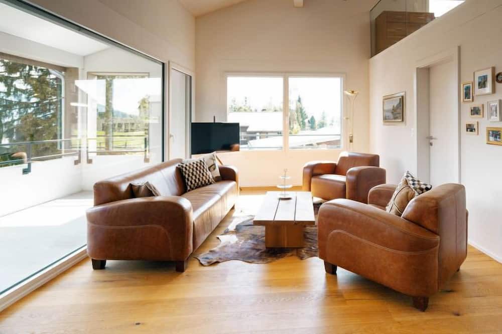 Photo of Livingroom in Mitloedi