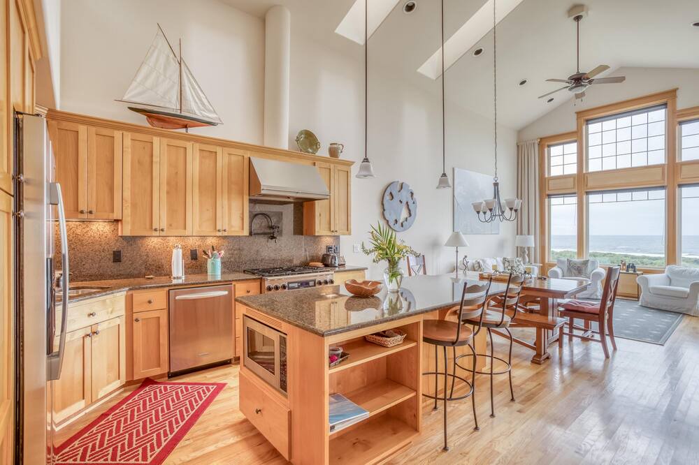 Photo of Kitchen in Neskowin