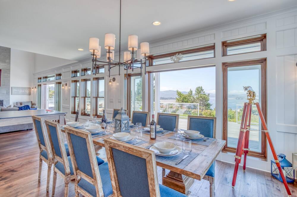 Photo of Others in Nelscott