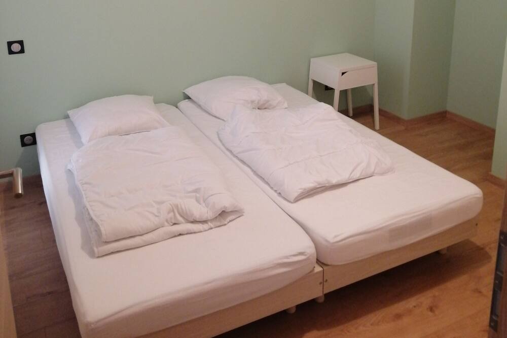 Photo of Others in Saint-Point-Lac