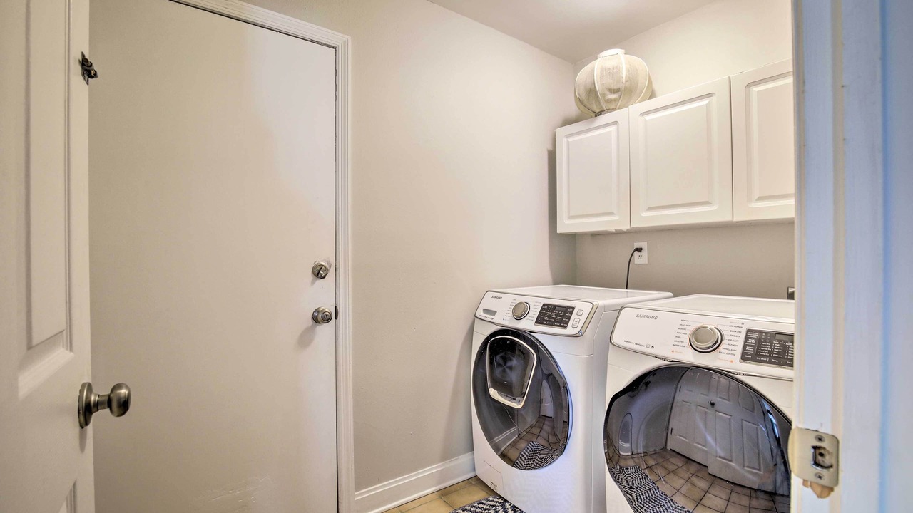 Photo of Others in Bloomingdale