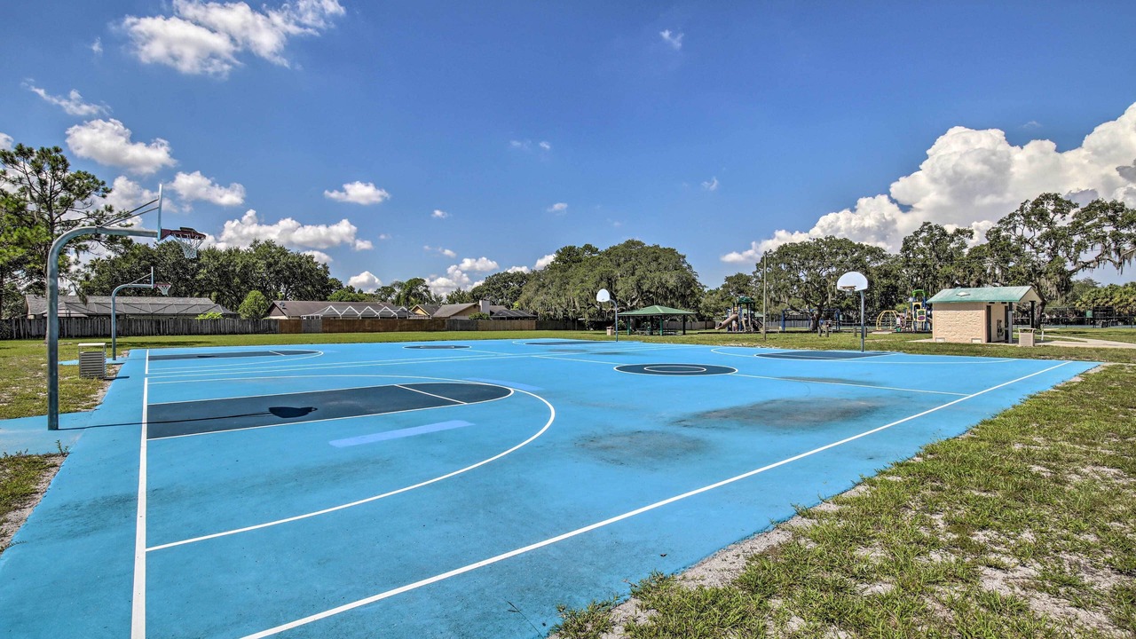 Photo of Others in Bloomingdale