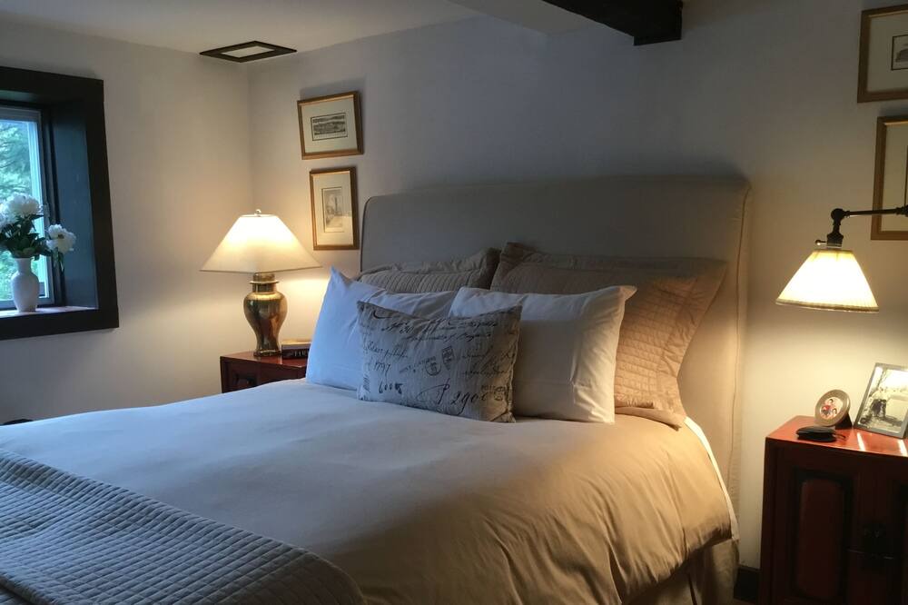 Photo of Bedroom in Morin Heights
