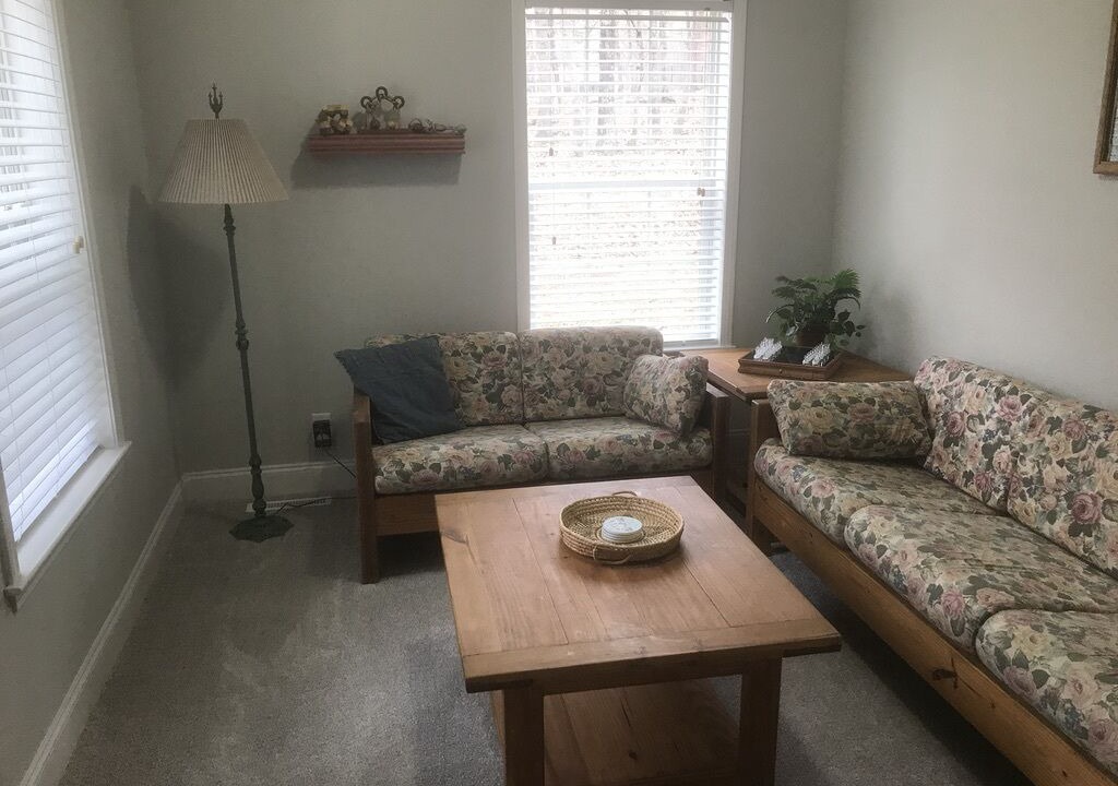 Photo of Livingroom in Concord