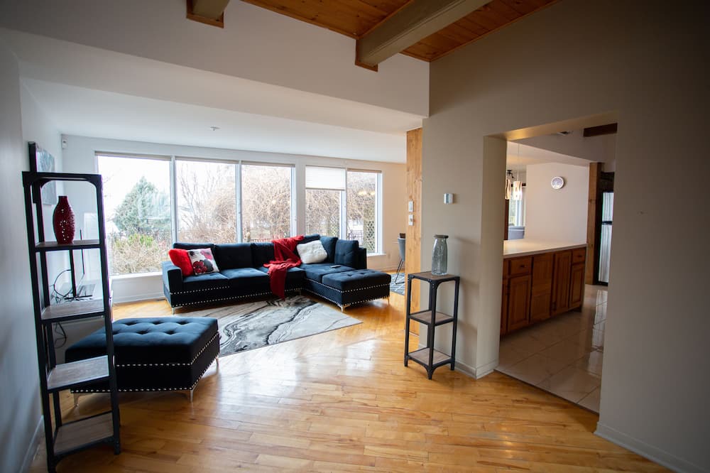 Photo of Livingroom in Saint-Mathias-sur-Richelieu