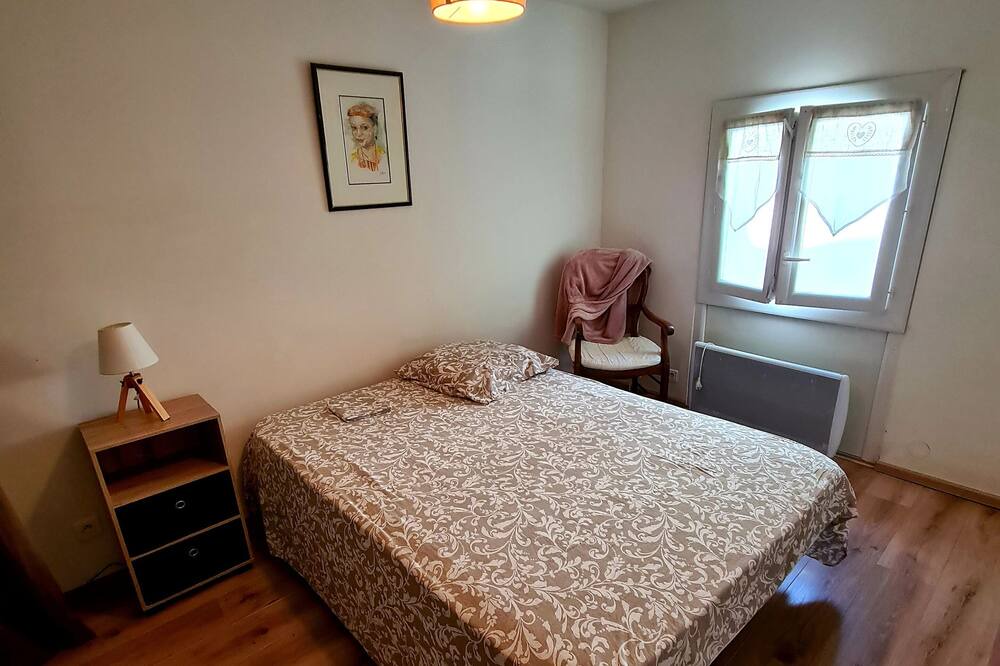 Photo of Bedroom in La Peyrade