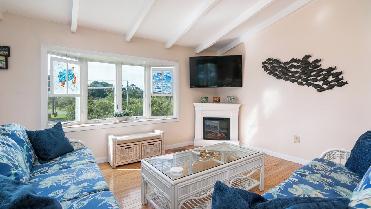 Photo of Livingroom in Deep Hole