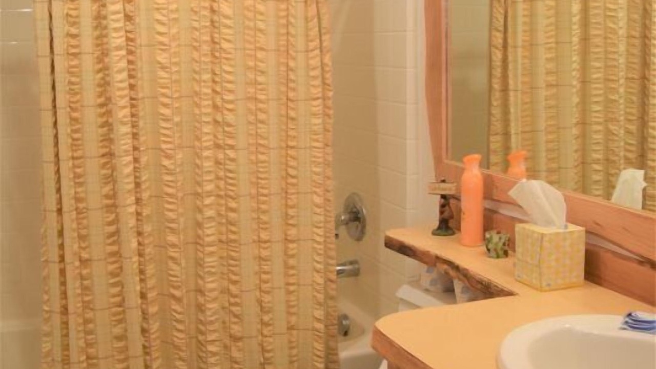 Photo of Bathroom in Packwood