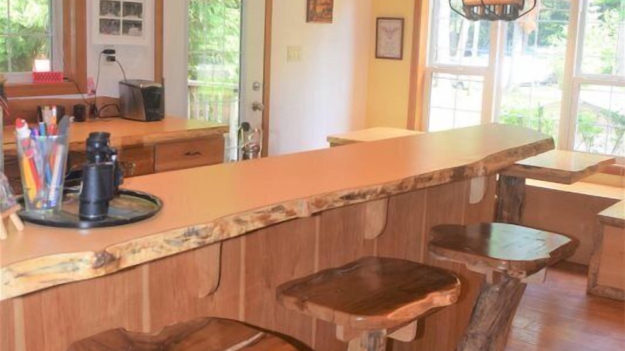 Photo of Others in Packwood