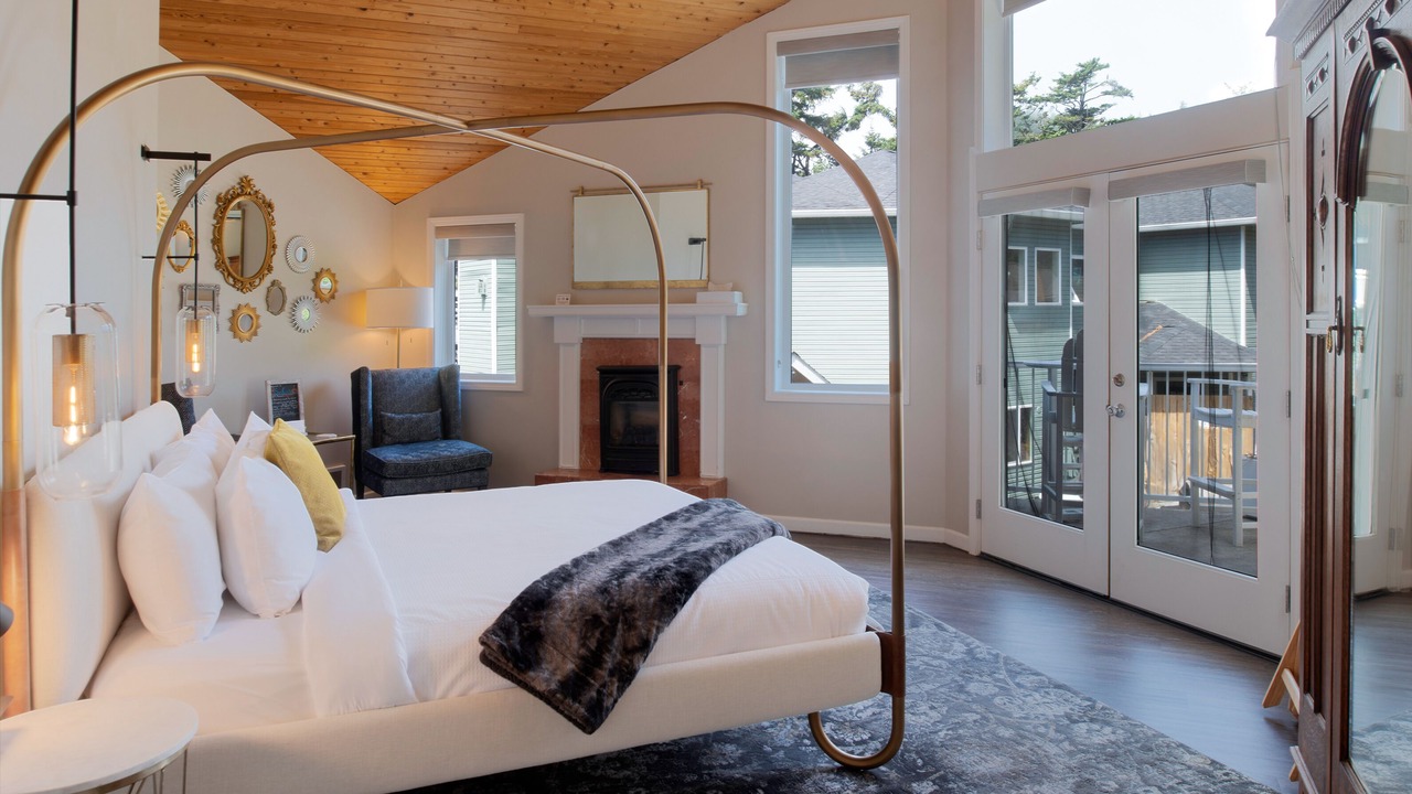 Photo of Bedroom in Agate Beach