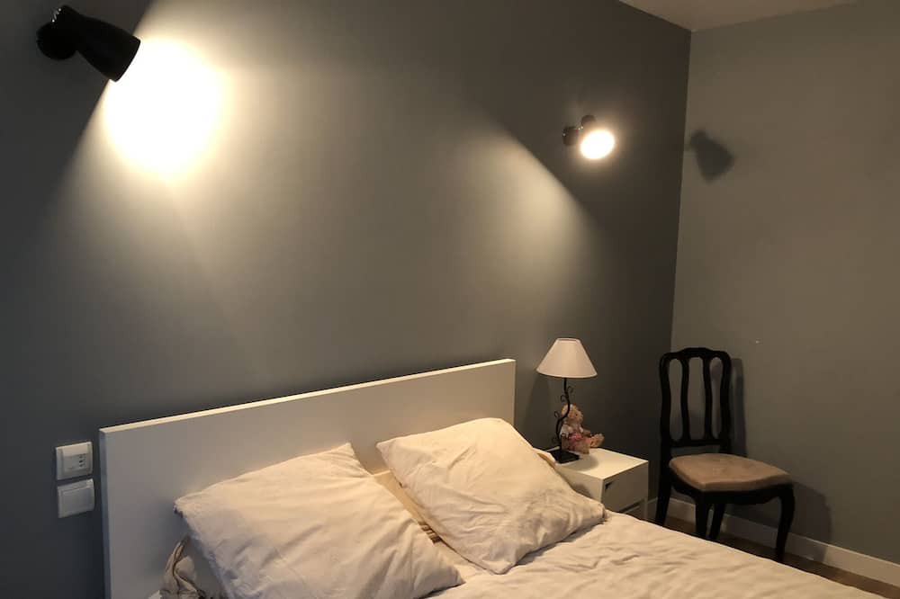 Photo of Bedroom in Laroque-Timbaut