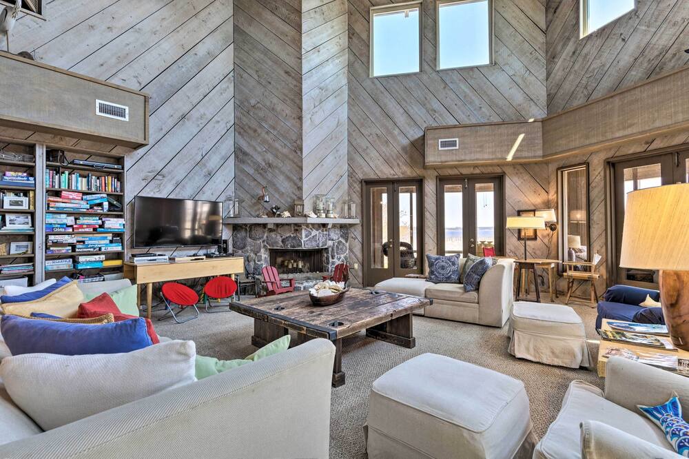Photo of Bedroom in Josephine