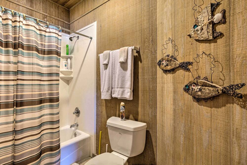 Photo of Bathroom in Josephine