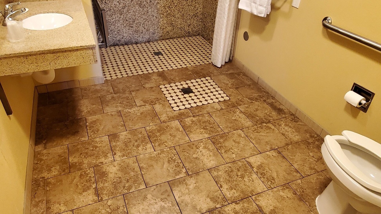 Photo of Bathroom in Sylmar