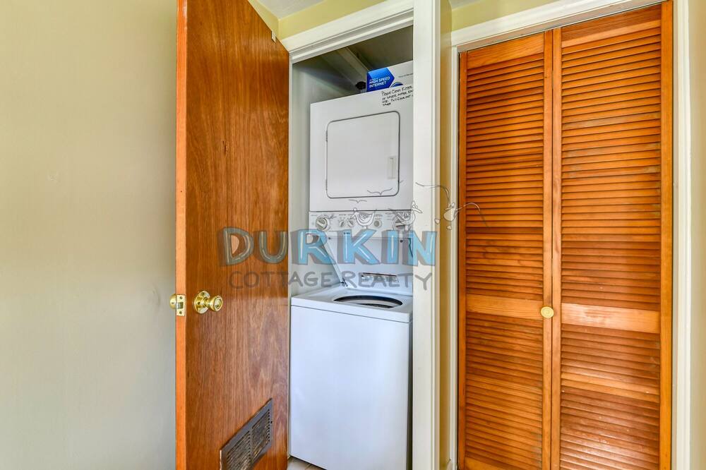 Photo of Others in Narragansett