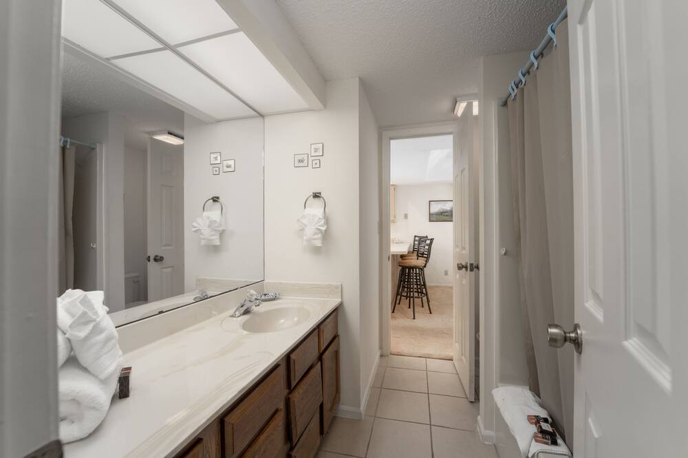Photo of Bathroom in Lake Ozark