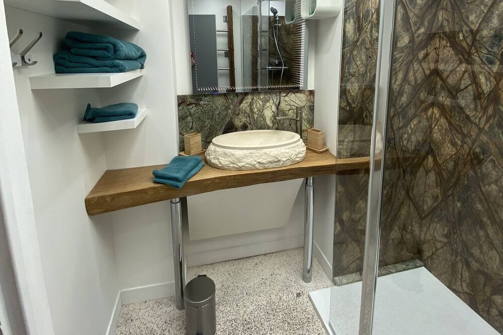 Photo of Bedroom in Dieppe