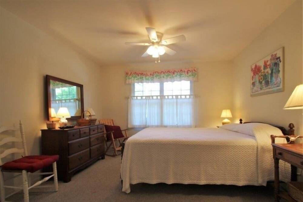 Photo of Bedroom in Chautauqua