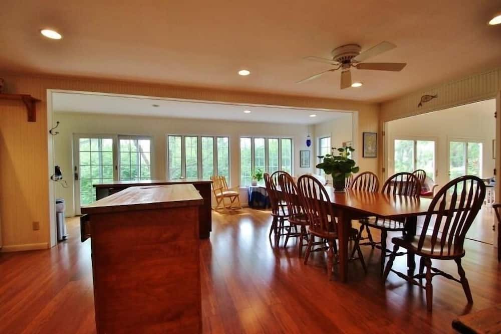 Photo of Kitchen in Chautauqua