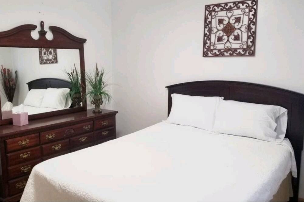 Photo of Bedroom in Berkeley