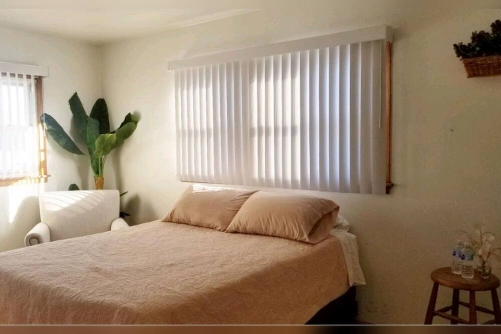 Photo of Bedroom in Berkeley