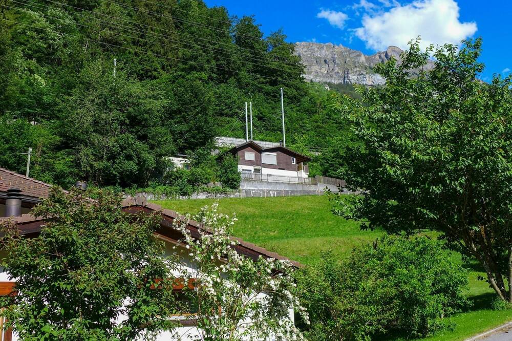 Photo of Others in Kandergrund