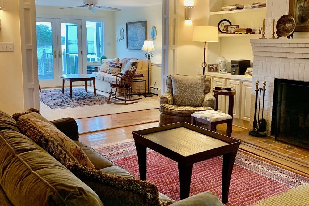 Photo of Bedroom in Port Haywood
