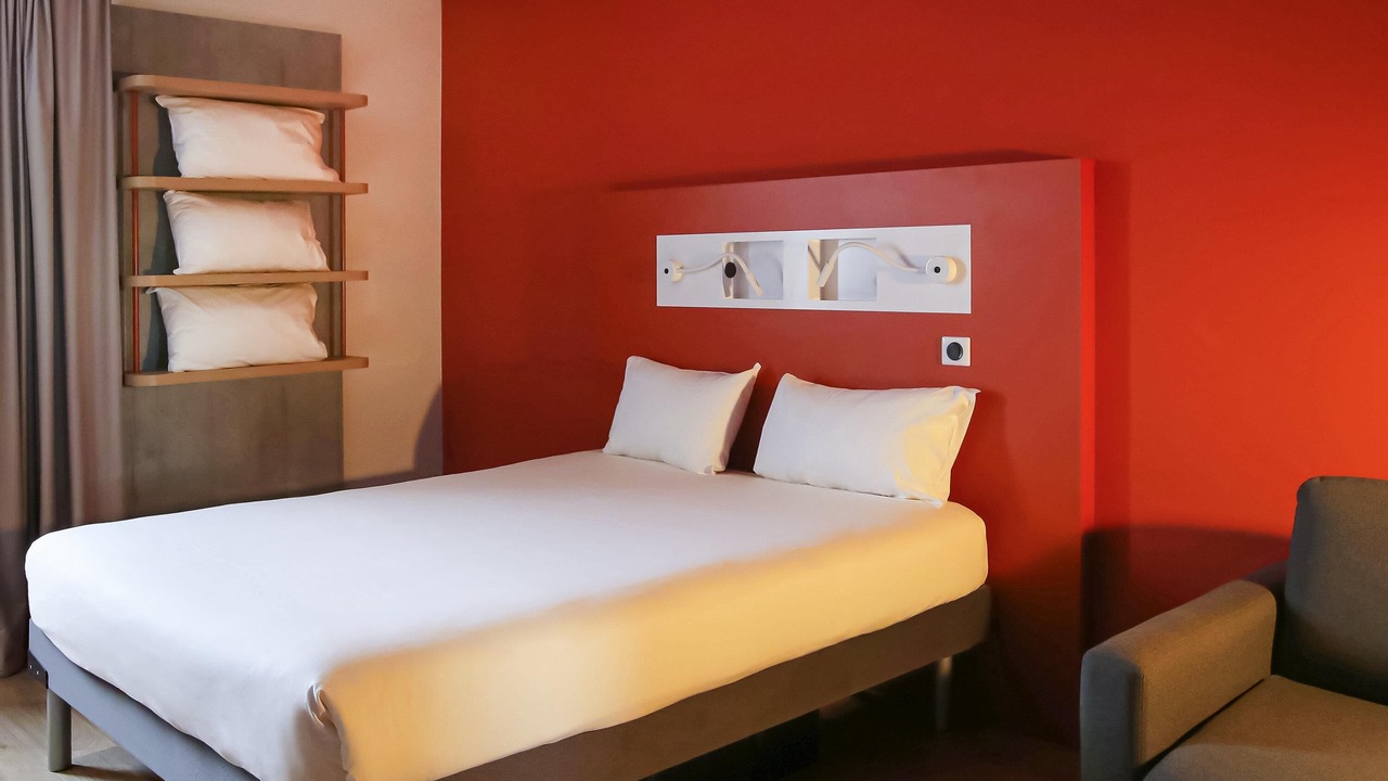 Photo of Bedroom in Tille