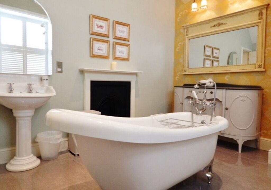 Photo of Bathroom in Eastgate