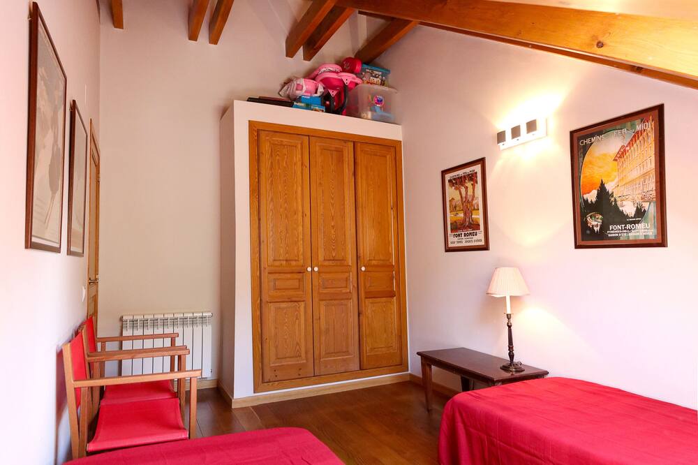 Photo of Bedroom in Esterri D'Aneu