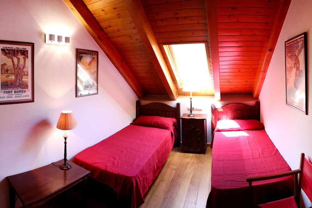 Photo of Bedroom in Esterri D'Aneu