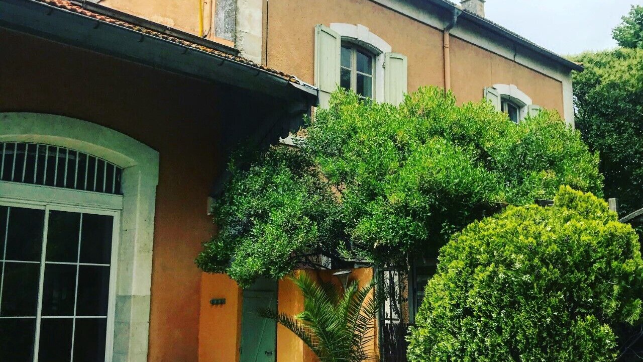 Photo of Outdoor in Pomas