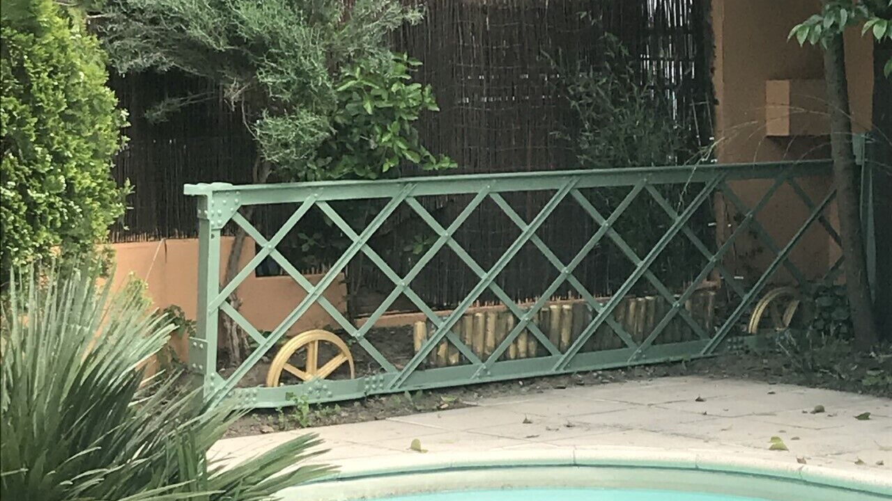 Photo of Outdoor in Pomas