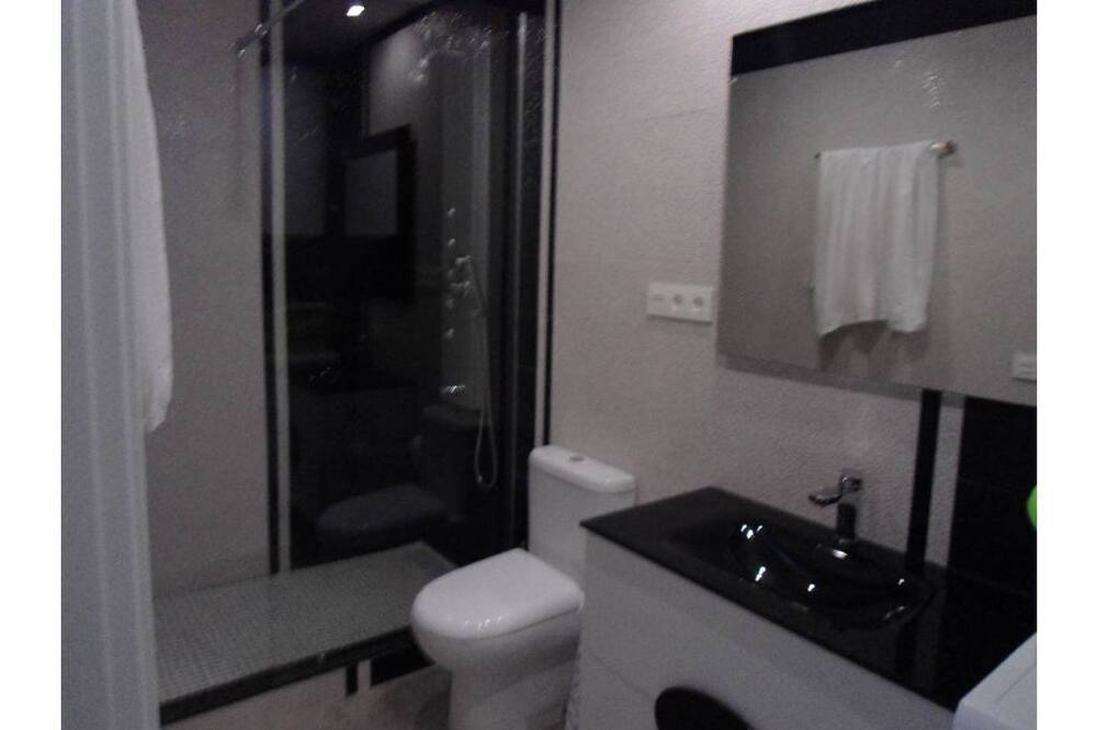 Photo of Bathroom in Deltebre