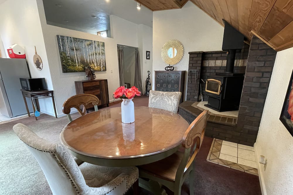 Photo of Kitchen in Iowa Hill