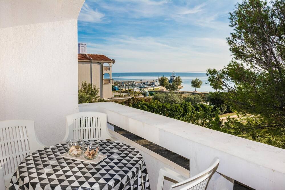 Photo of Patio Balcony in Vir