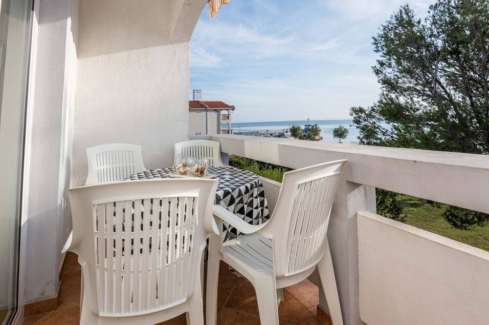 Photo of Patio Balcony in Vir