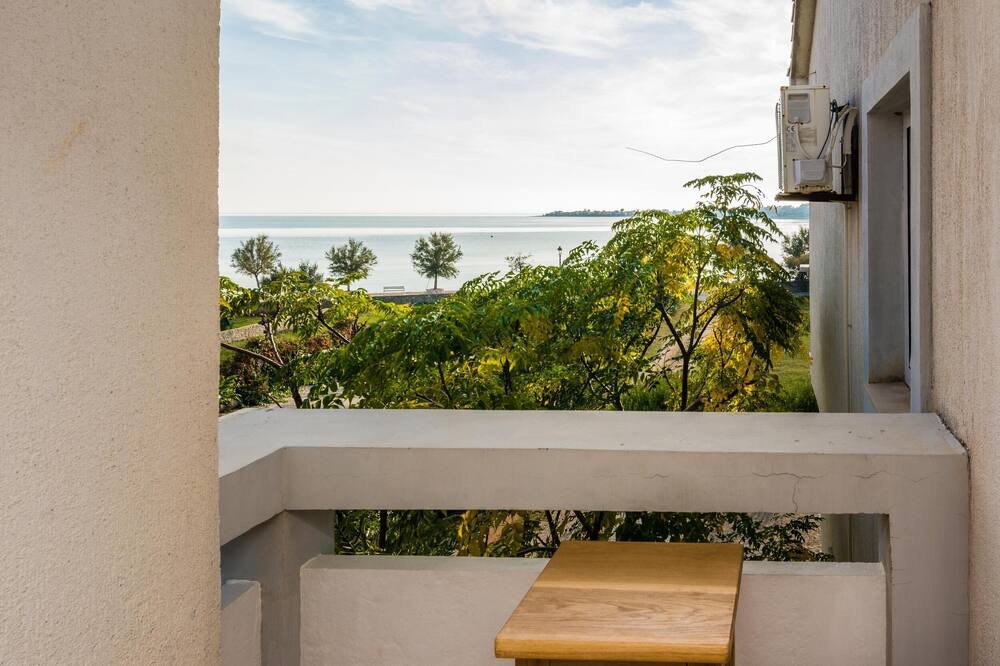 Photo of Patio Balcony in Vir